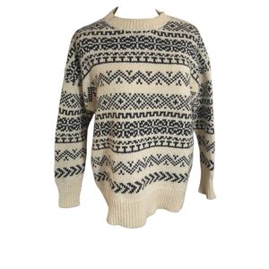 Velvet By Graham and Spencer Cream And Black Ski Wool Blend Sweater
